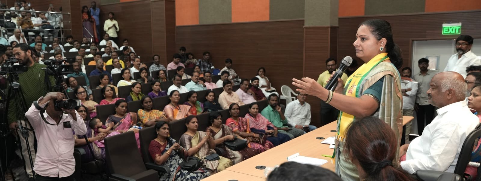 ఇంటర్ విద్యను తీసివేయాలని చూస్తే ప్రభుత్వ పతనము ఖాయం