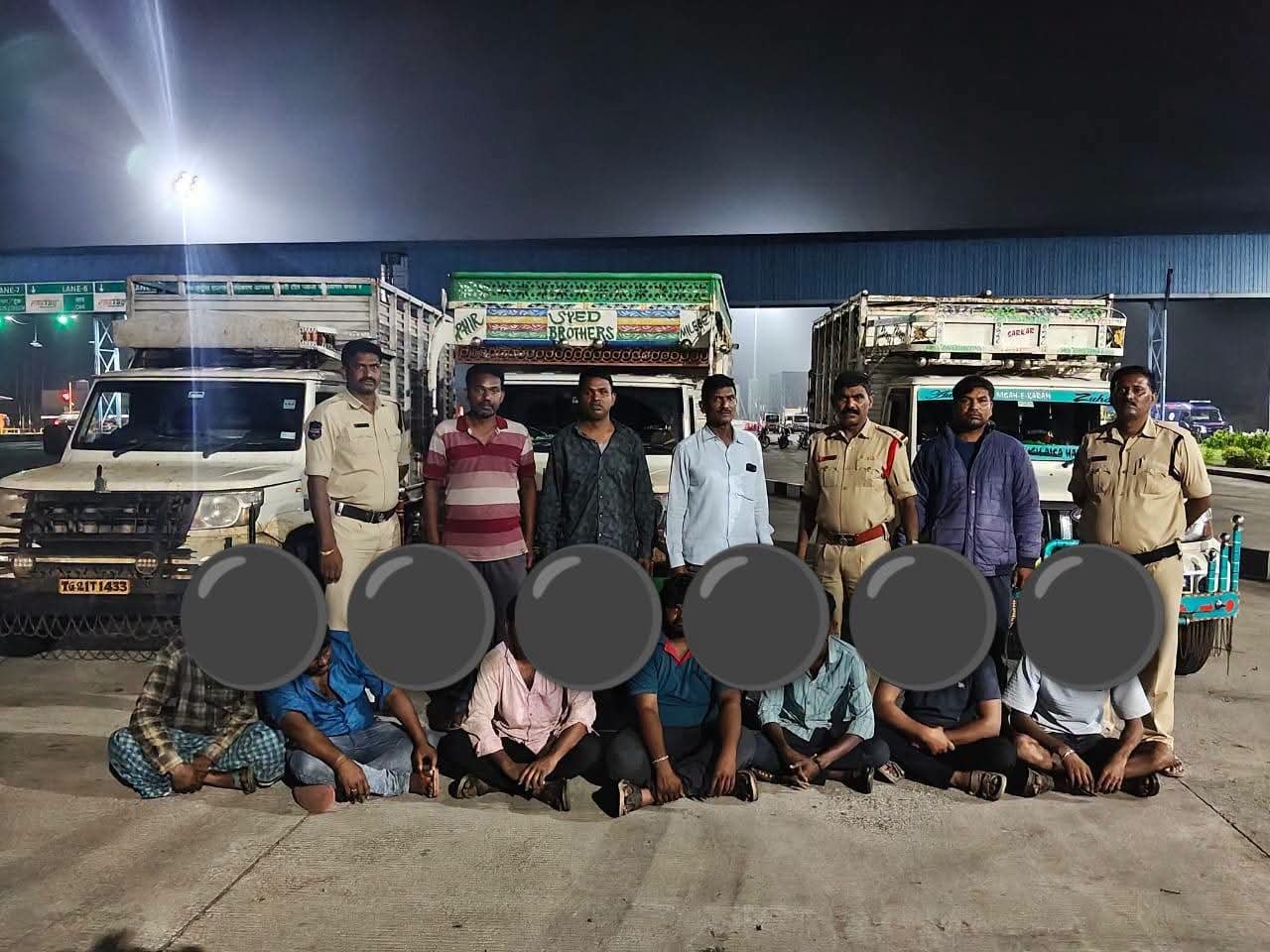 రామగుండం కమిషనరేట్ పరిధిలో అక్రమ పశువుల తరలింపు భగ్నం