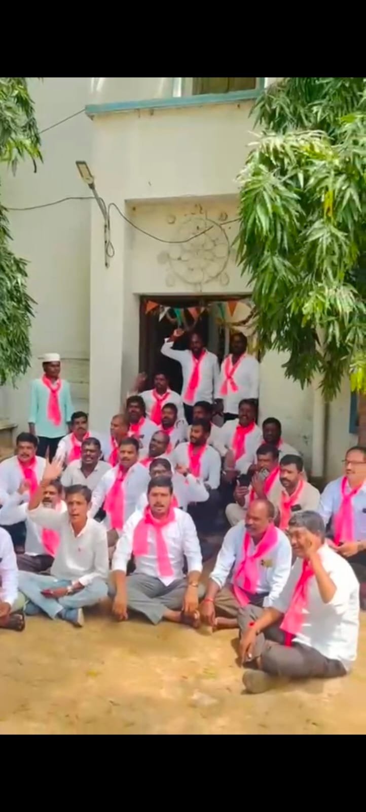 6 గ్యారంటీలు.. 420 హామీలు.. అమలులో కాంగ్రెస్ విఫలమైందని బీఆర్‌ఎస్ ఆరోపణ