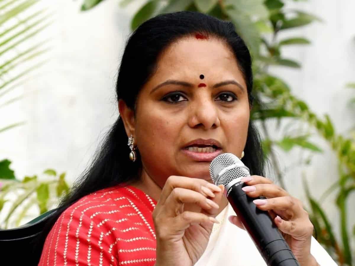 రాజకీయ ప్రత్యర్థుల చావు కోరుకోవడం దుర్మార్గం ప్రజా సమస్యలను గాలికొదిలేసి సభా సమయం వృథా చేస్తున్నాయి తెలంగాణ రక్షణ సేన అధ్యక్షురాలు కవిత