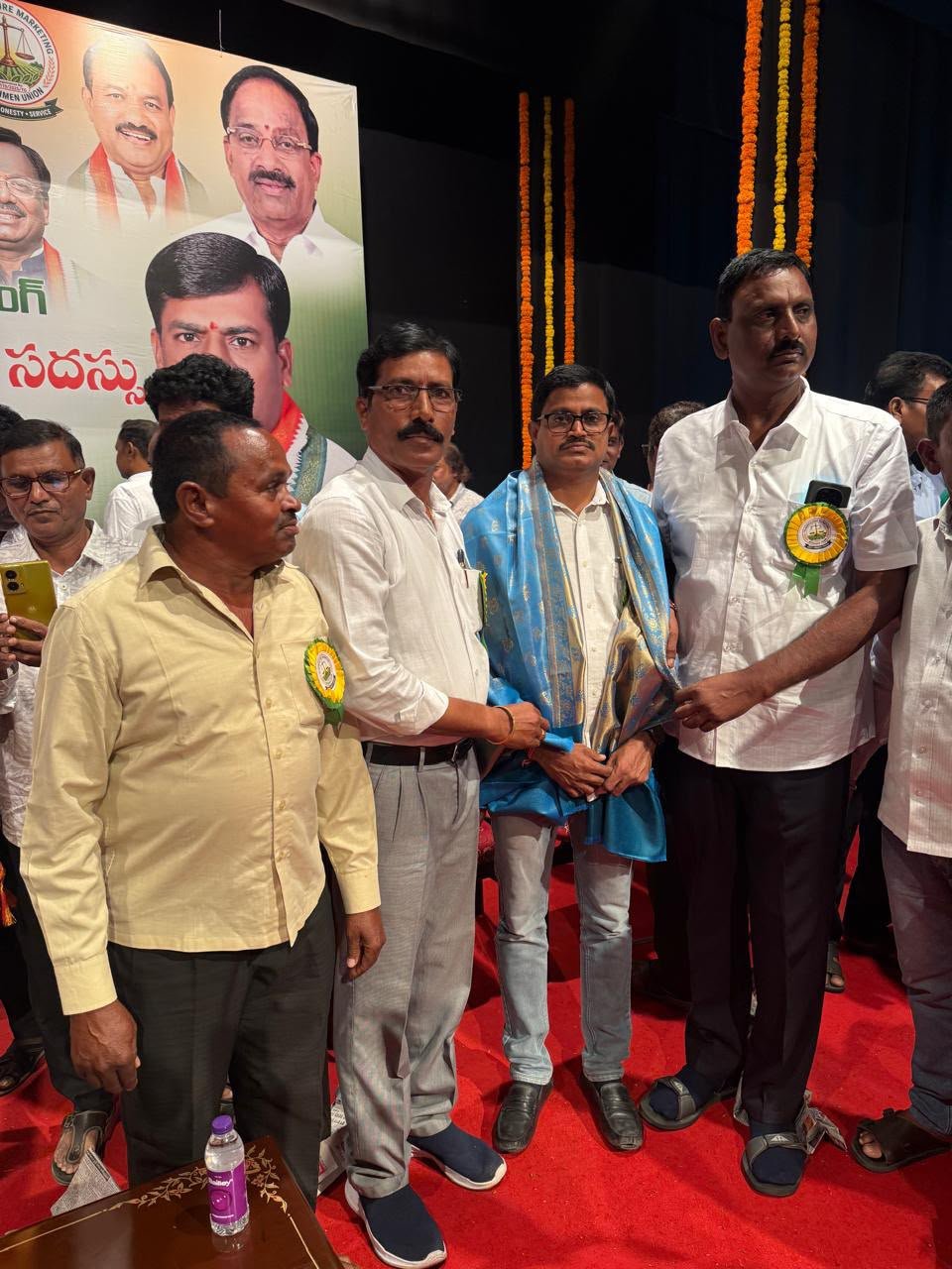 వ్యవసాయ మార్కెట్ తూకం కార్మికుల సమస్యలు పరిష్కరించాలి  కార్మికుల సమస్యలపై ఐక్య పోరాటం అవసరం: రేండ్ల రాజేశ్