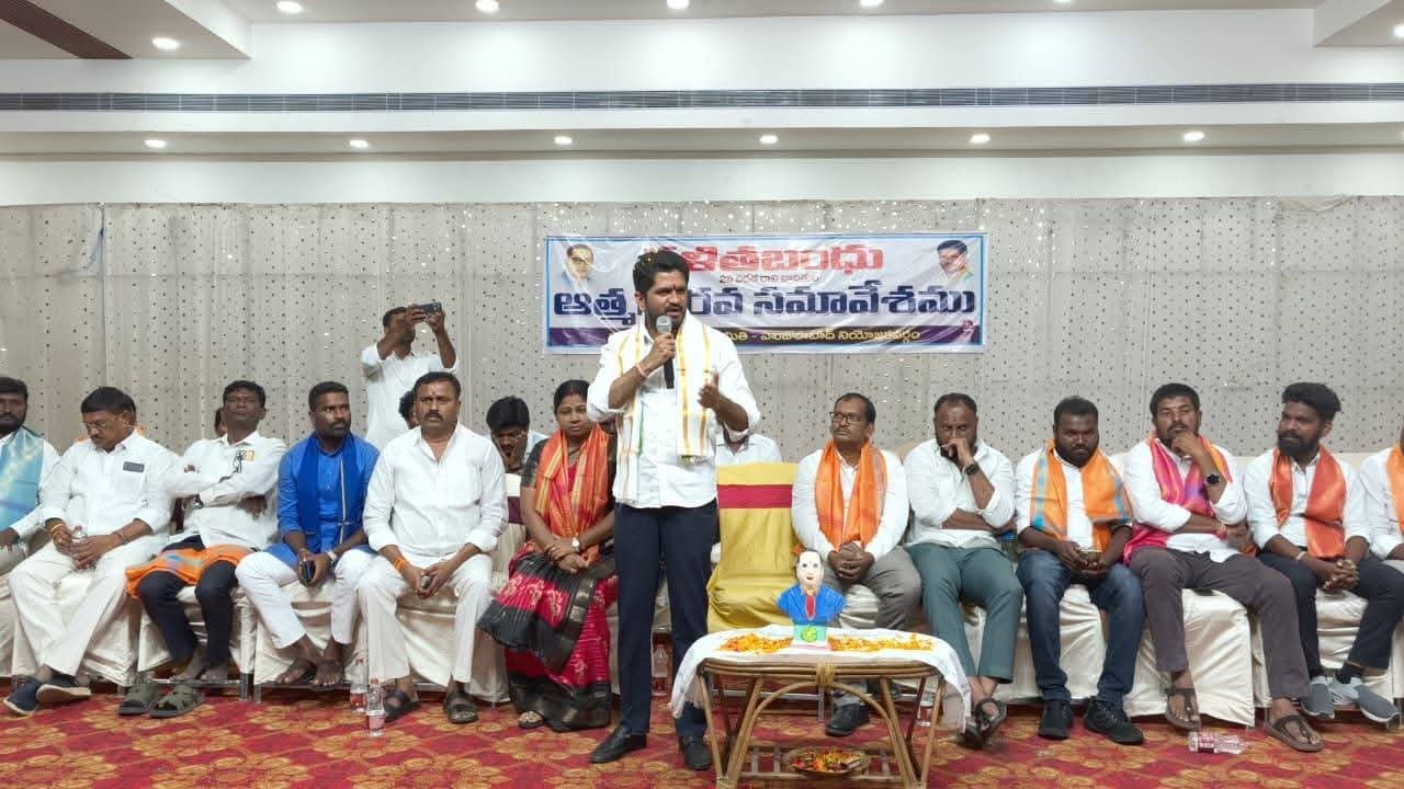 దళితబంధు లబ్ధిదారుల అకౌంట్ నుంచి ఒక్క రూపాయి కూడా పోలేదు: హుజురాబాద్ కాంగ్రెస్ ఇంచార్జి వొడితల ప్రణవ్
