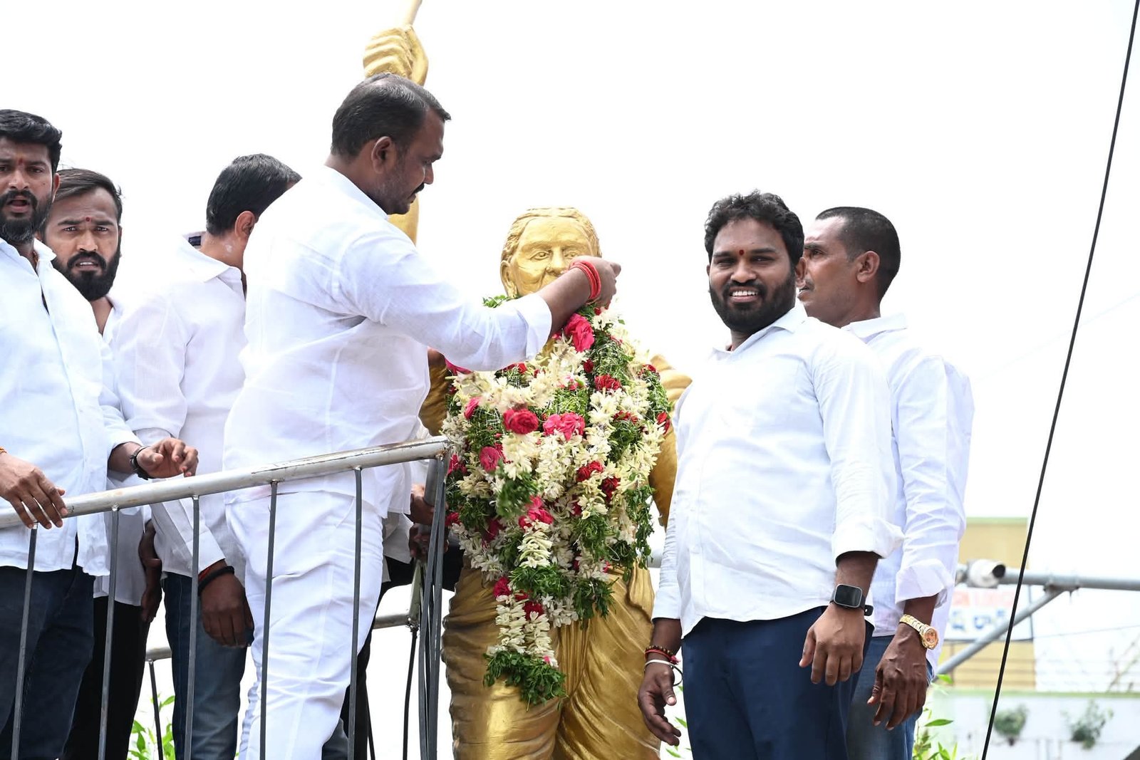 చాకలి ఐలమ్మ వర్ధంతి.. కరీంనగర్‌లో ఘన నివాళులు
