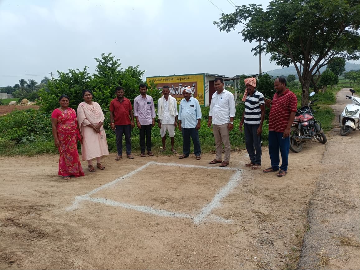 గ్రామాల్లో పారిశుద్ధ్య మెరుగుదలకే కమ్యూనిటీ ఇంకుడు గుంతలు