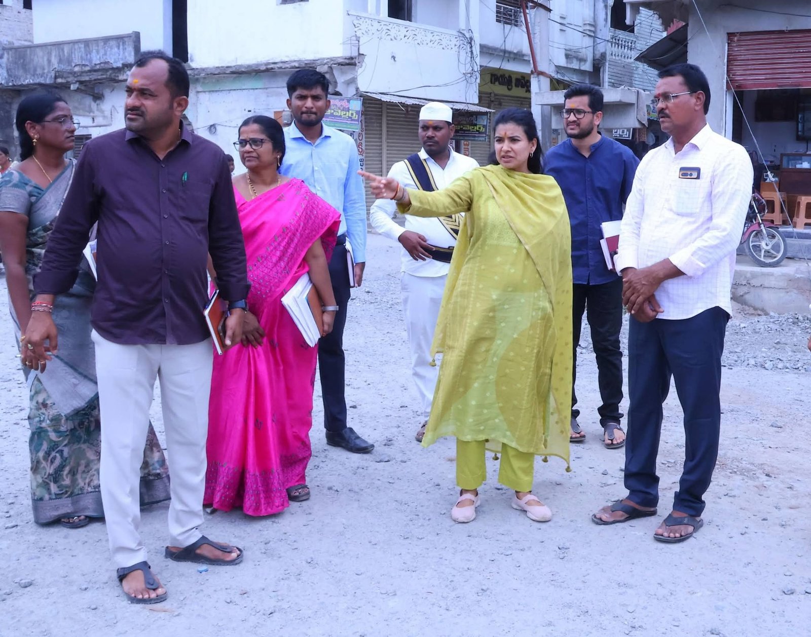 రాజన్న ఆలయ నిర్మాణ పనులు శరవేగంగా పూర్తి చేయాలి జిల్లా కలెక్టర్ గరిమ అగ్రవాల్