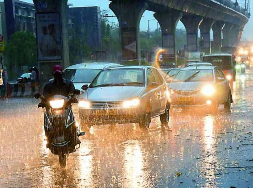 రాష్ట్రవ్యాప్తంగా విస్తారంగా వర్షాలు.. జంట నగరాల్లో భారీ వాన, 9 జిల్లాలకు ఎల్లో అలర్ట్