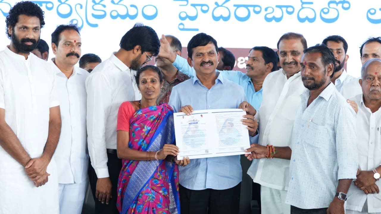 పట్టణ పేదల సొంతింటి కలకు తొలి అడుగు – రాయదుర్గంలో ఇందిరమ్మ ఇండ్ల టవర్స్‌కు శంకుస్థాపన