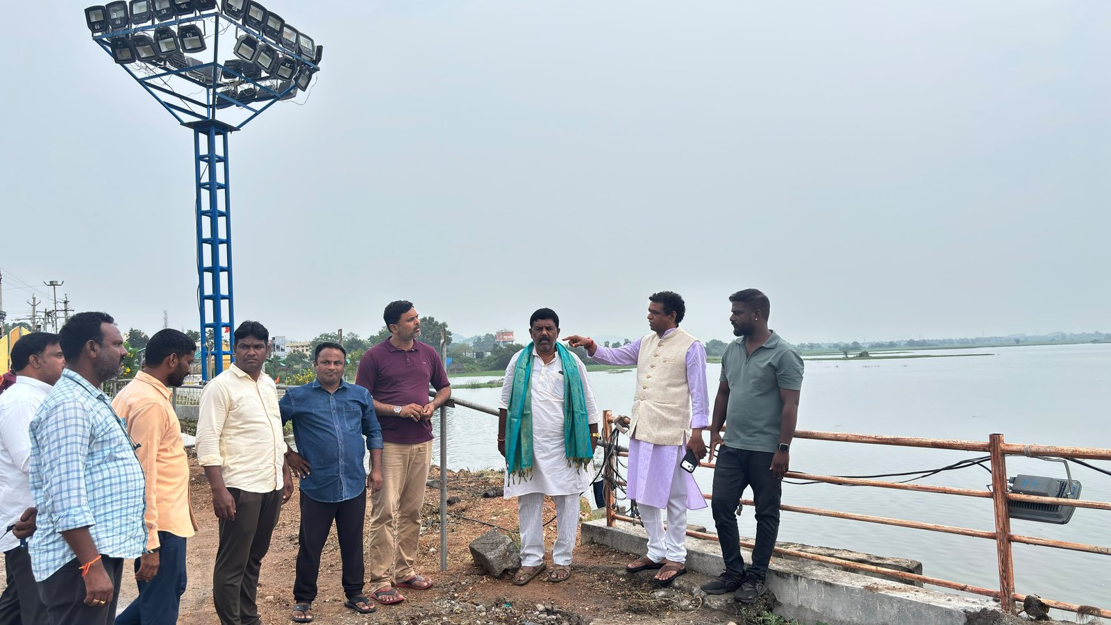 వినాయక విగ్రహాల నిమజ్జన ఏర్పాట్లను పరిశీలించిన 'అల్ఫోర్స్' డా. వి. నరేందర్ రెడ్డి