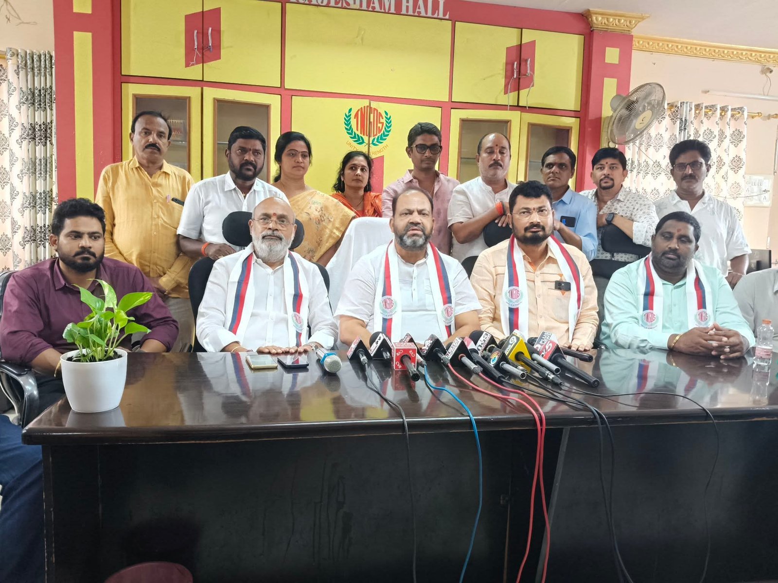 ఉద్యోగుల సమస్యల పరిష్కారం కోసం మొదటినుంచీ రాజీలేని పోరాటం మాదే సీఎన్జీవోస్ జేఏసీ చైర్మన్ మారం జగదీశ్వర్‌రెడ్డి