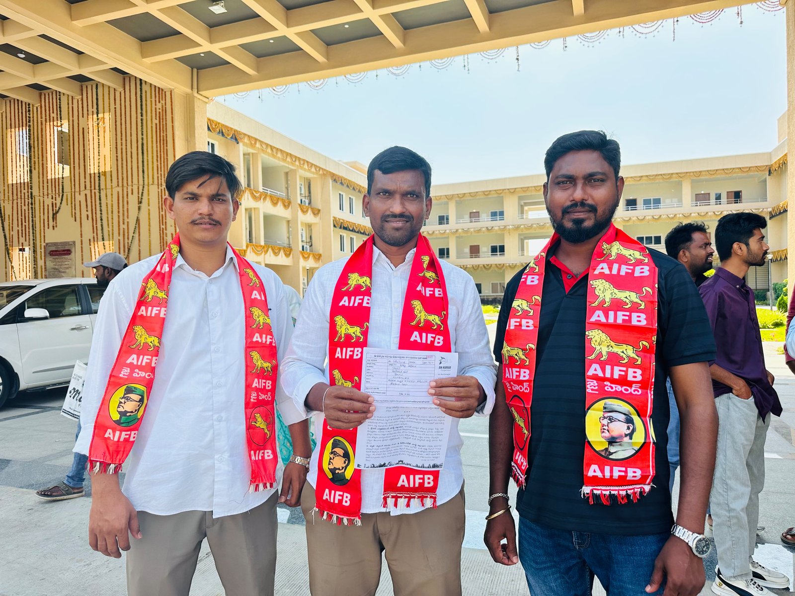 శివానంద హాస్పిటల్‌పై సమగ్ర విచారణ జరపాలి ప్రజావాణిలో కలెక్టర్‌కు ఫిర్యాదు!